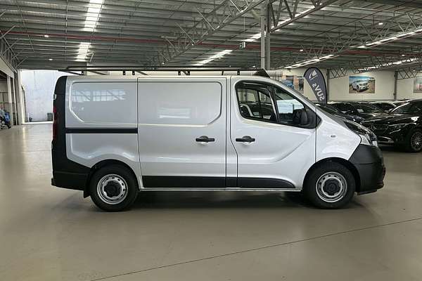 2020 Mitsubishi Express GLX SN LWB