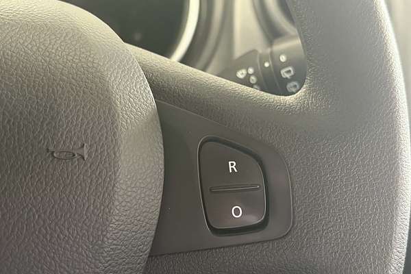 2020 Mitsubishi Express GLX SN LWB