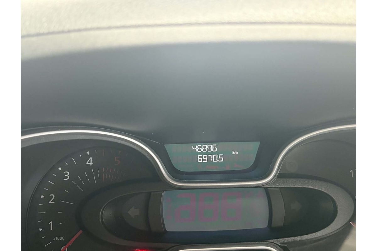 2020 Mitsubishi Express GLX SN LWB