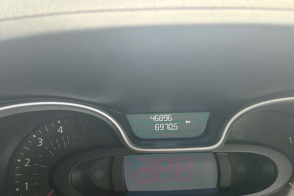 2020 Mitsubishi Express GLX SN LWB