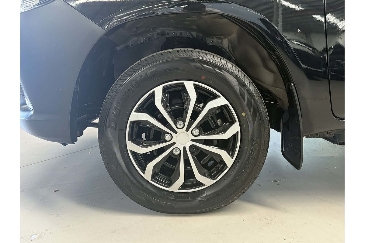 2024 Toyota Hilux Workmate TGN121R Rear Wheel Drive