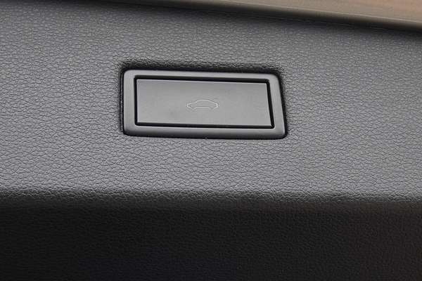 2021 Volkswagen Tiguan 162TSI R-Line 5N