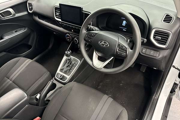 2023 Hyundai Venue Active QX.V5