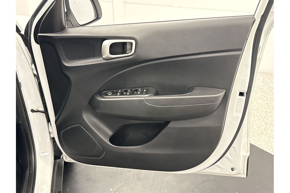 2023 Hyundai Venue Active QX.V5