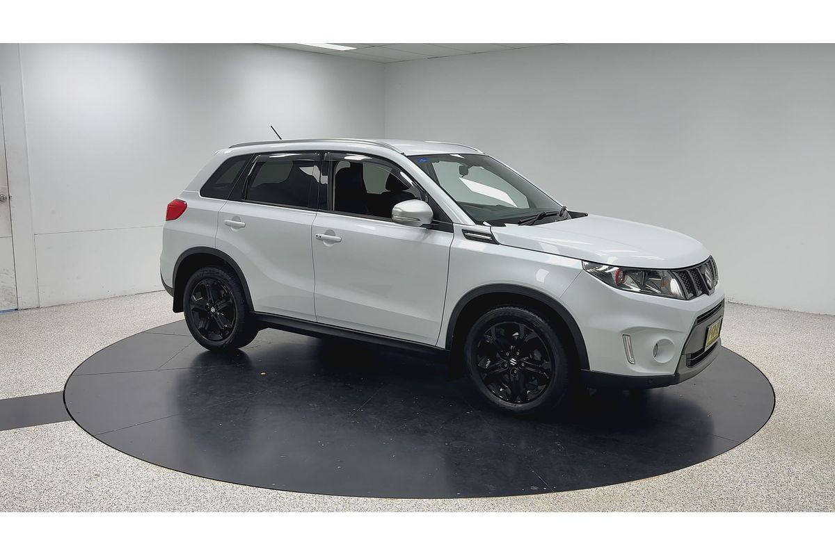 2017 Suzuki Vitara S Turbo LY