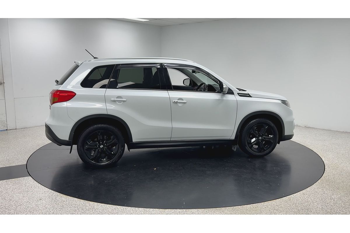 2017 Suzuki Vitara S Turbo LY