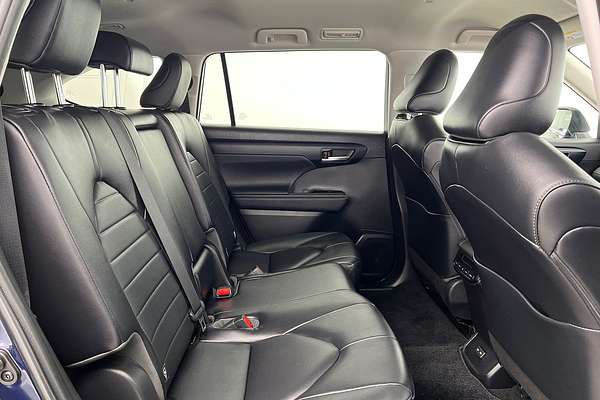 2023 Toyota Kluger GXL AXUH78R thumb-16