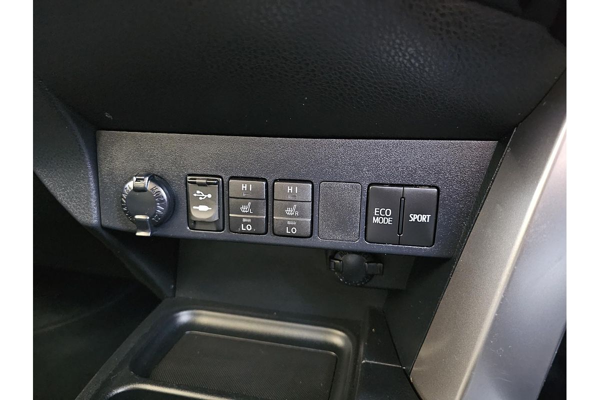 2017 Toyota RAV4 Cruiser ASA44R