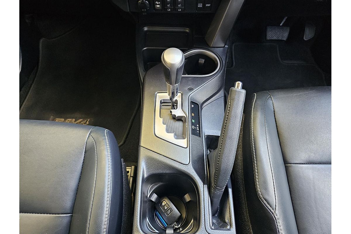 2017 Toyota RAV4 Cruiser ASA44R