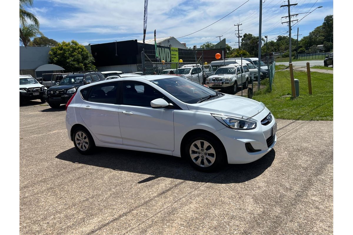 2016 Hyundai Accent Active RB4