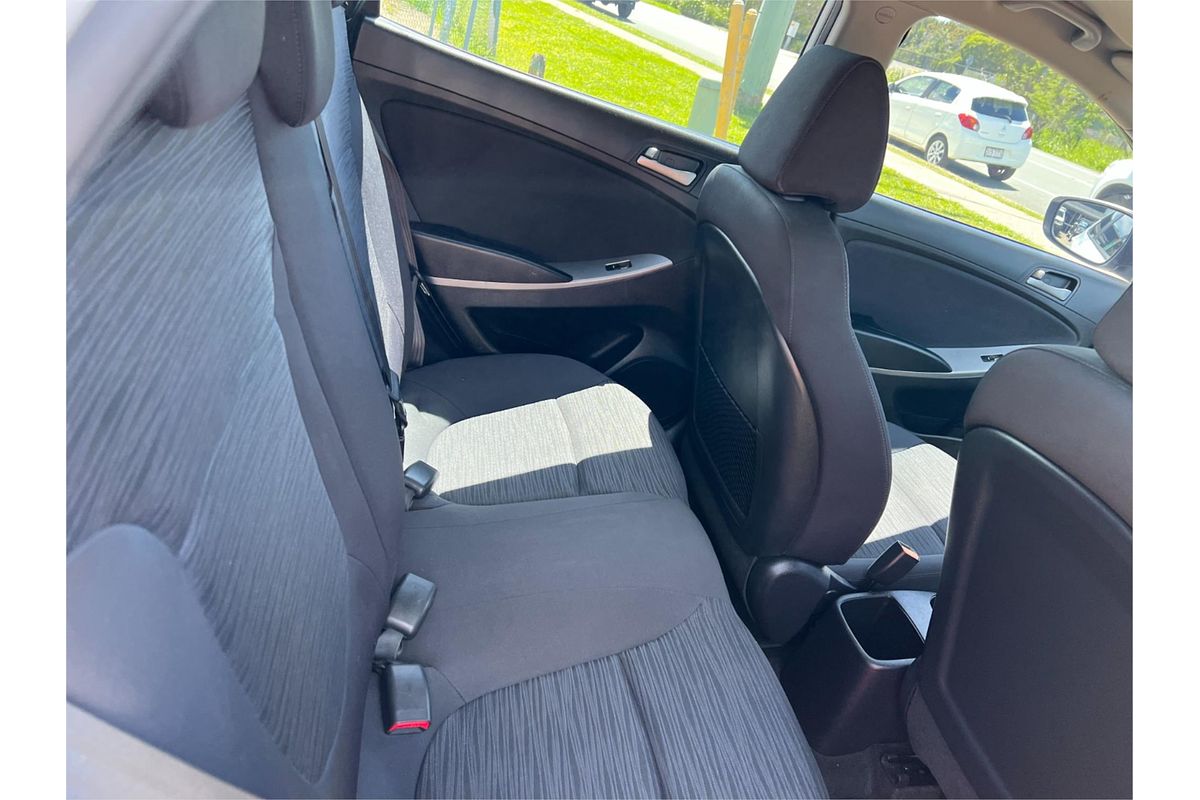 2016 Hyundai Accent Active RB4