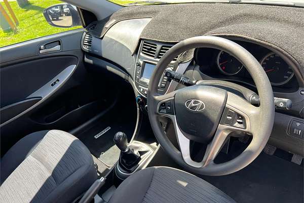 2016 Hyundai Accent Active RB4