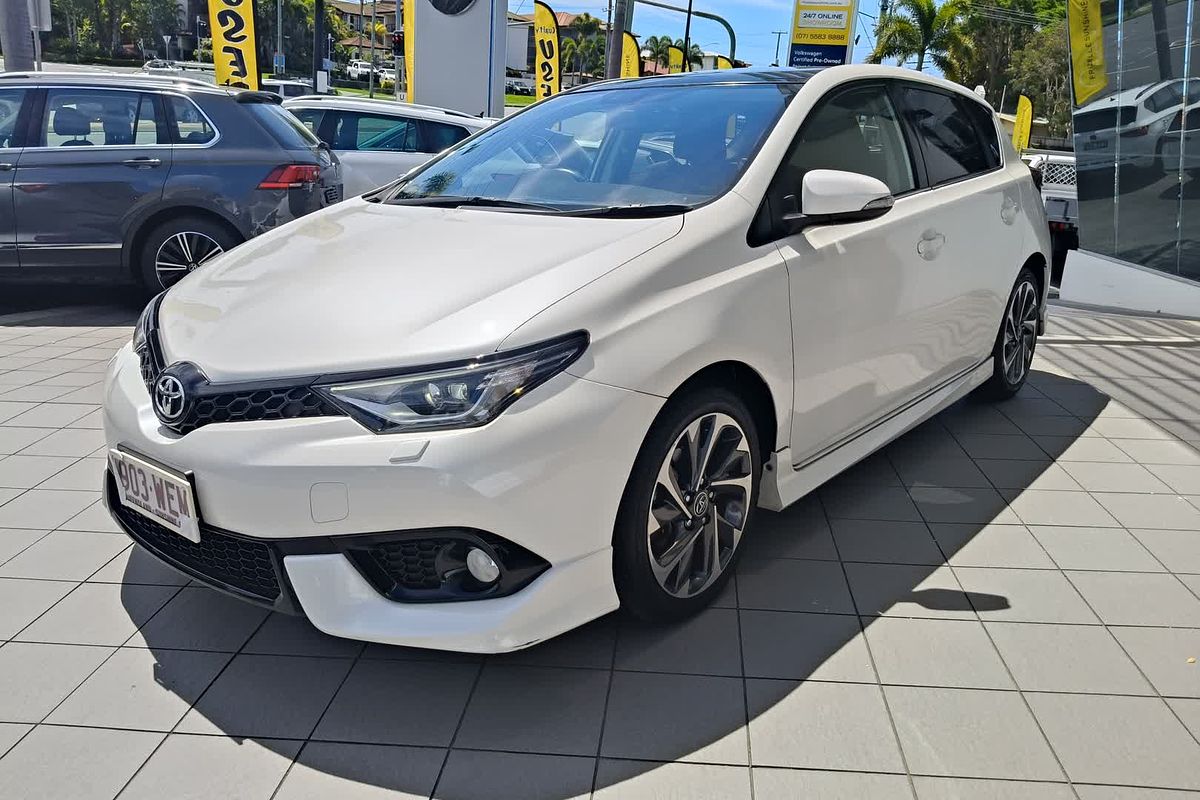 2015 Toyota Corolla ZR ZRE182R
