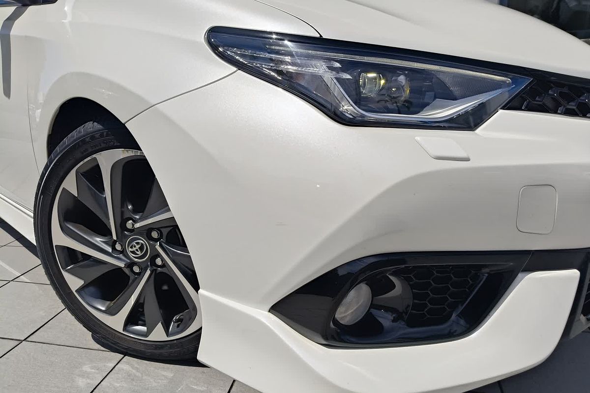 2015 Toyota Corolla ZR ZRE182R