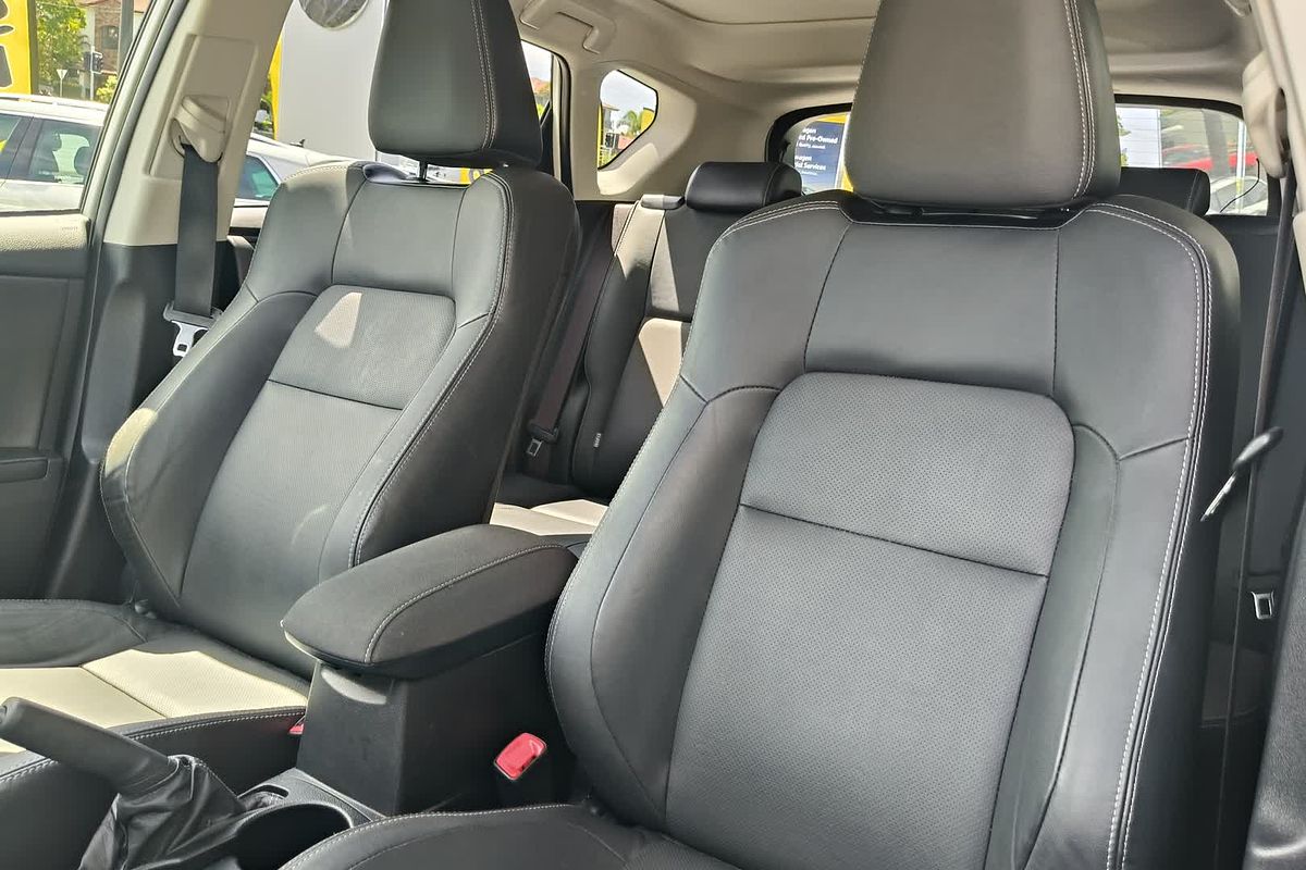 2015 Toyota Corolla ZR ZRE182R