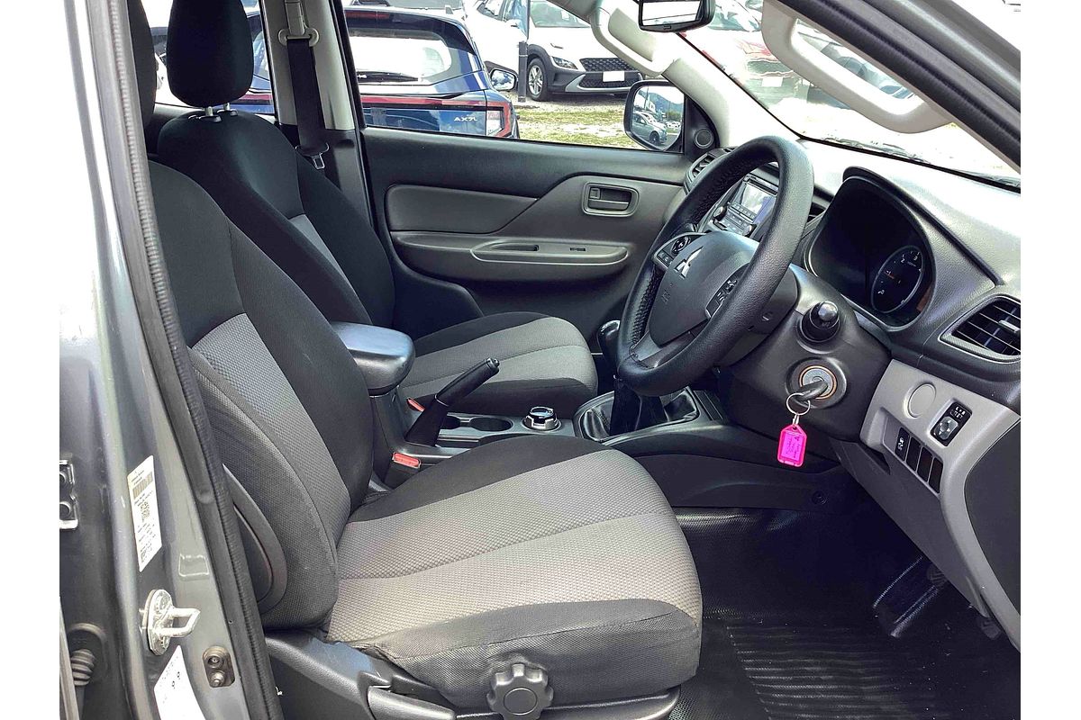 2016 Mitsubishi Triton GLX MQ 4X4