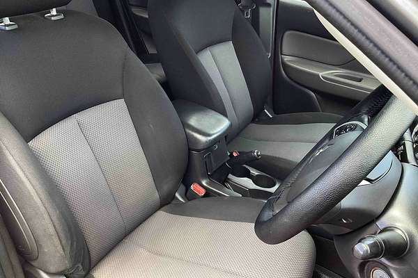 2016 Mitsubishi Triton GLX MQ 4X4