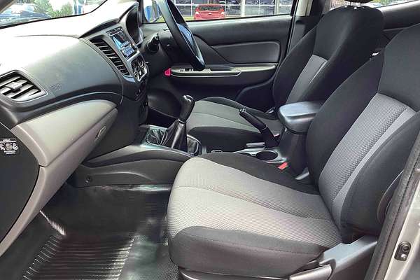 2016 Mitsubishi Triton GLX MQ 4X4