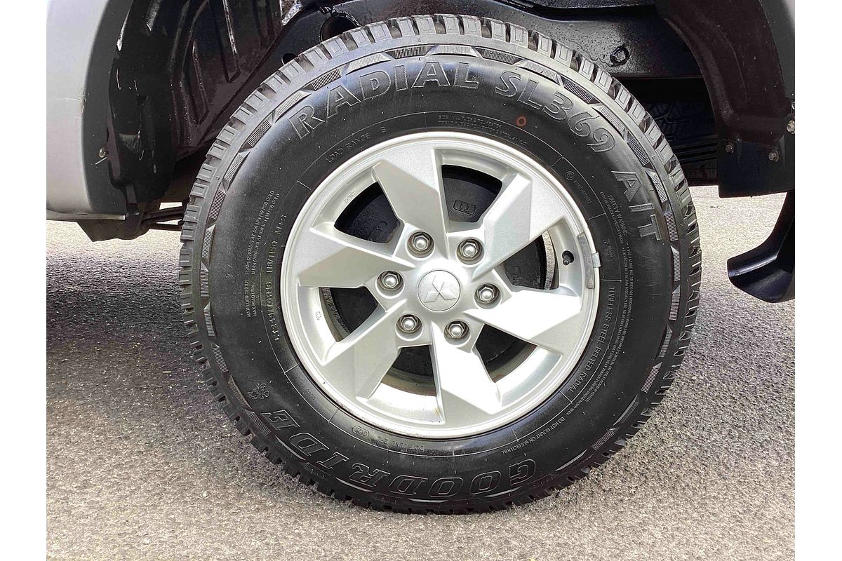 2016 Mitsubishi Triton GLX MQ 4X4