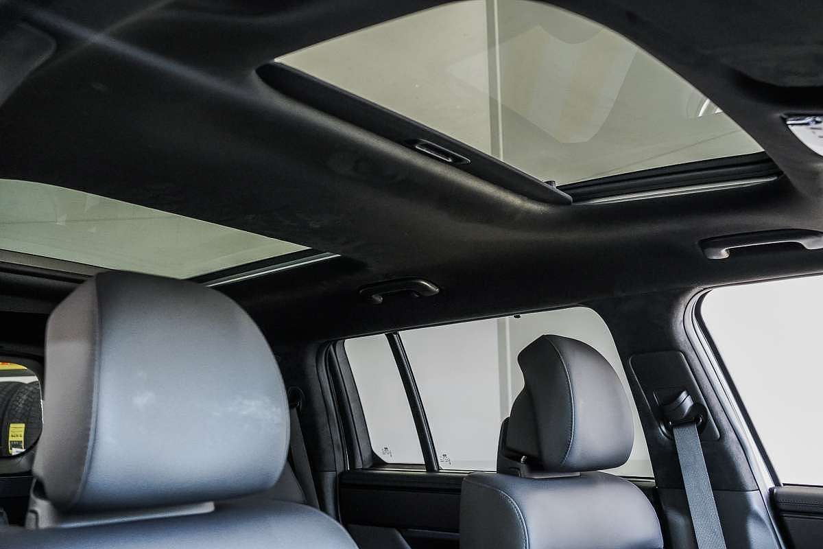 2025 Hyundai Santa Fe Hybrid Calligraphy MX5.V2