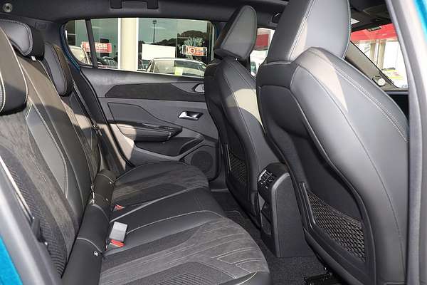 2025 Peugeot 308 GT Hybrid P51