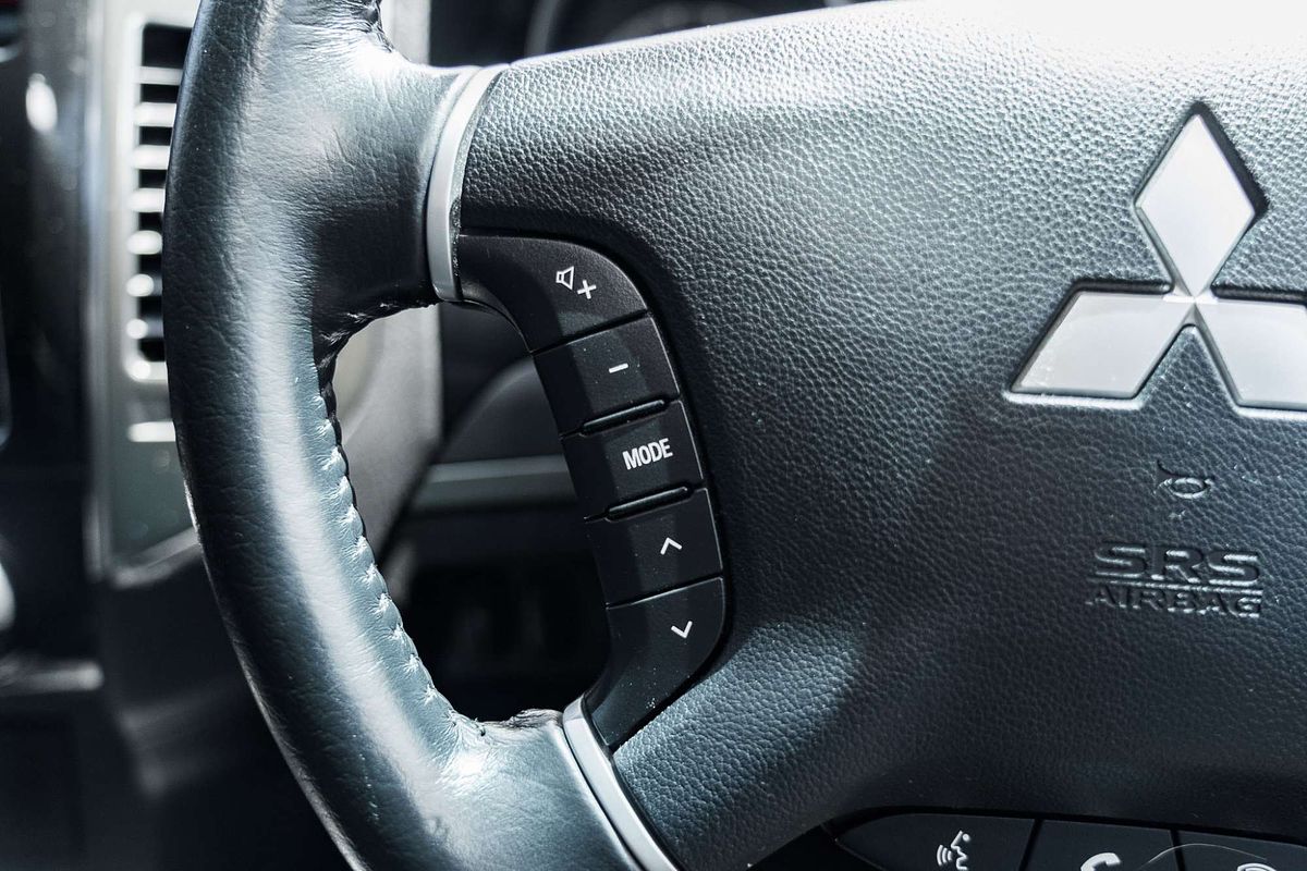 2018 Mitsubishi Pajero GLX NX