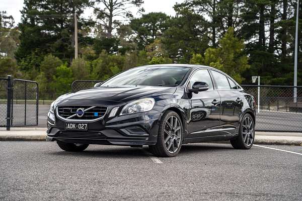 2013 Volvo S60 T6 R-Design