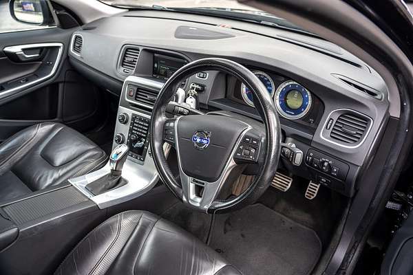 2013 Volvo S60 T6 R-Design