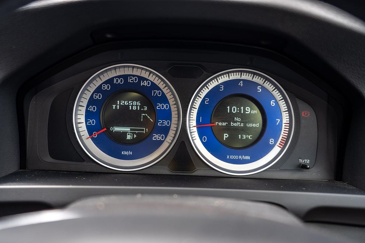 2013 Volvo S60 T6 R-Design