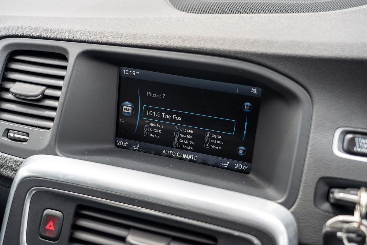 2013 Volvo S60 T6 R-Design