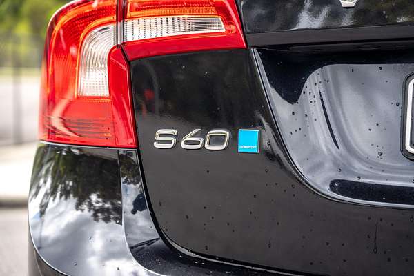 2013 Volvo S60 T6 R-Design