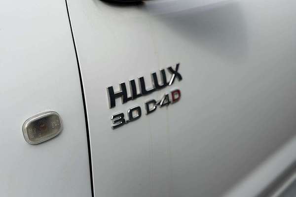 2010 Toyota Hilux SR KUN26R 4X4