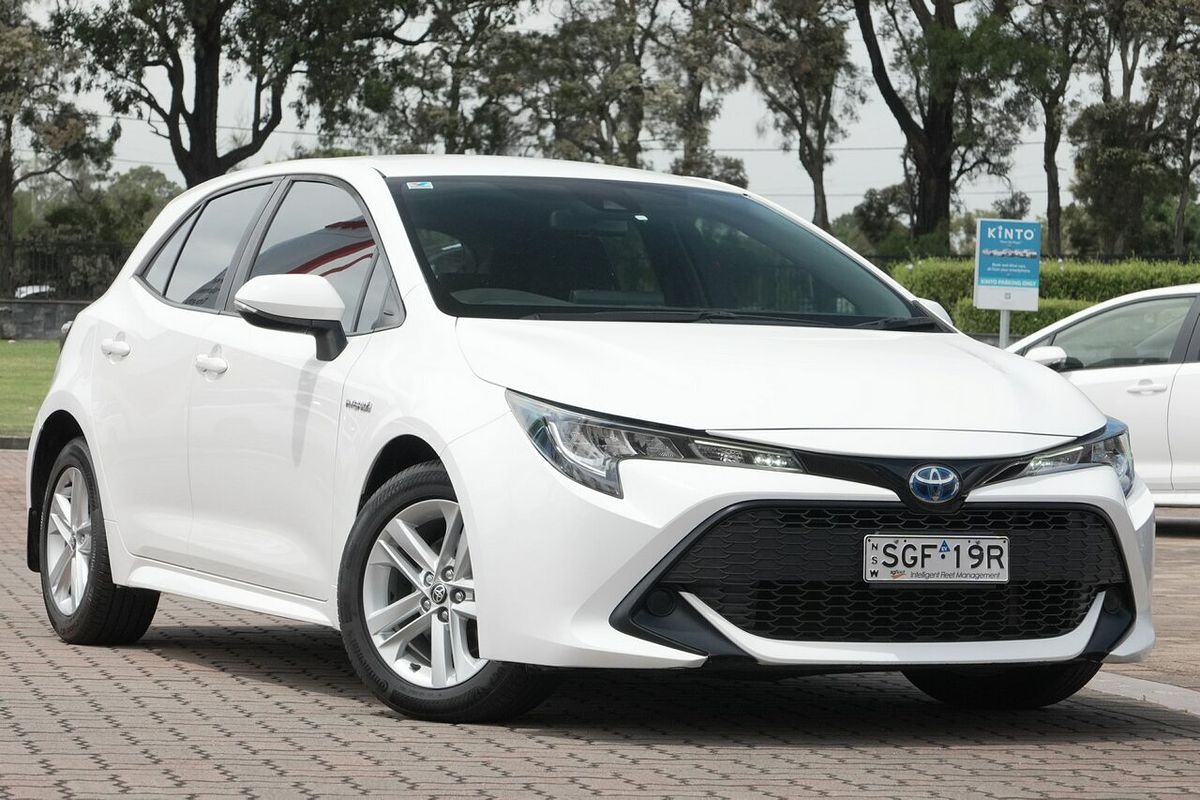 2018 Toyota Corolla Ascent Sport Hybrid ZWE211R