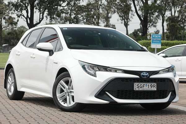 2018 Toyota Corolla Ascent Sport Hybrid ZWE211R