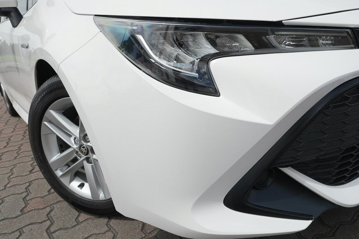 2018 Toyota Corolla Ascent Sport Hybrid ZWE211R