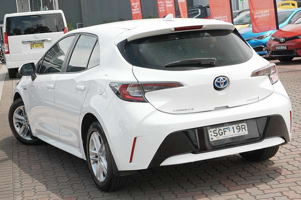 2018 Toyota Corolla Ascent Sport Hybrid ZWE211R