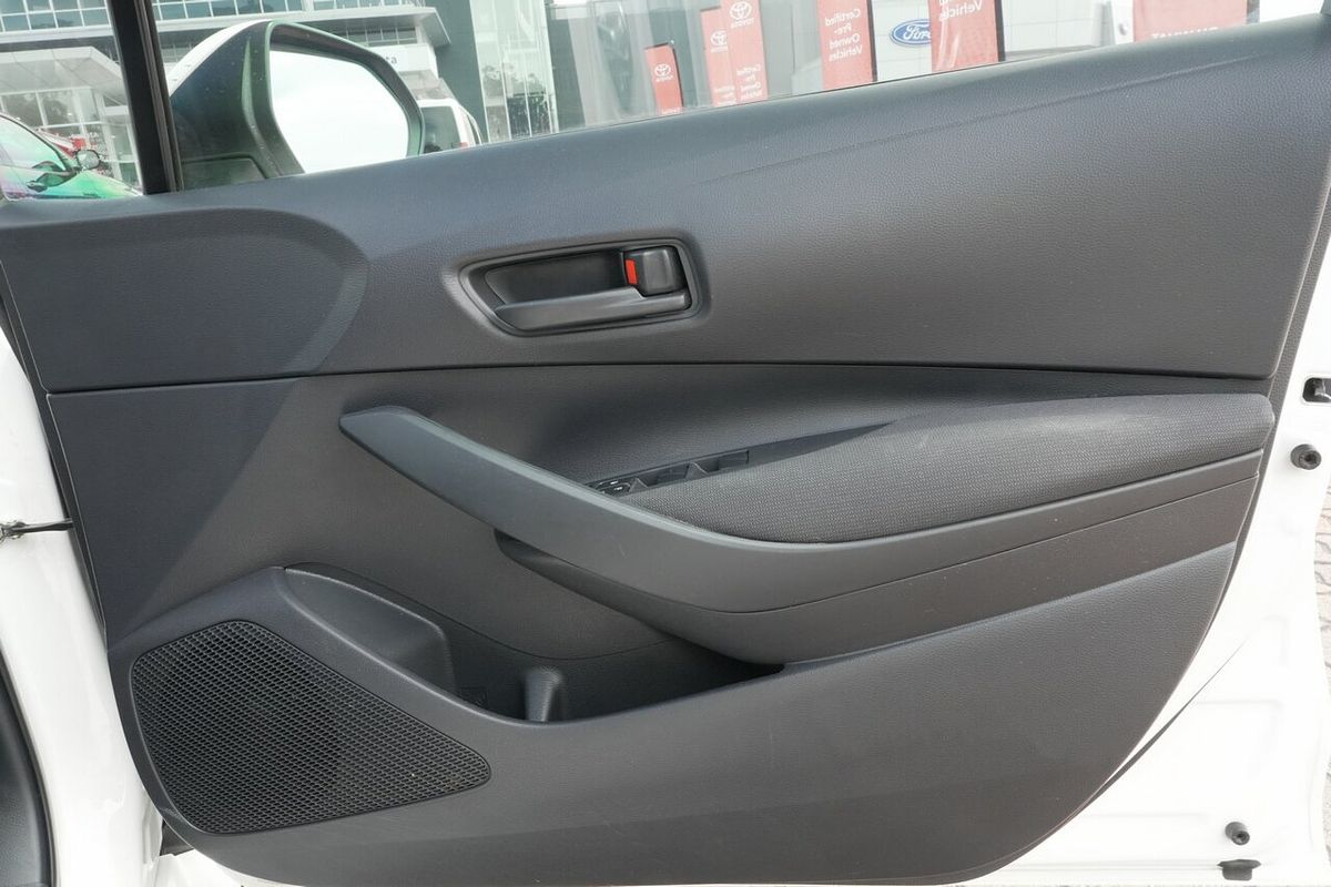 2018 Toyota Corolla Ascent Sport Hybrid ZWE211R