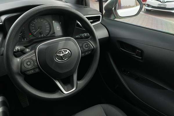 2018 Toyota Corolla Ascent Sport Hybrid ZWE211R