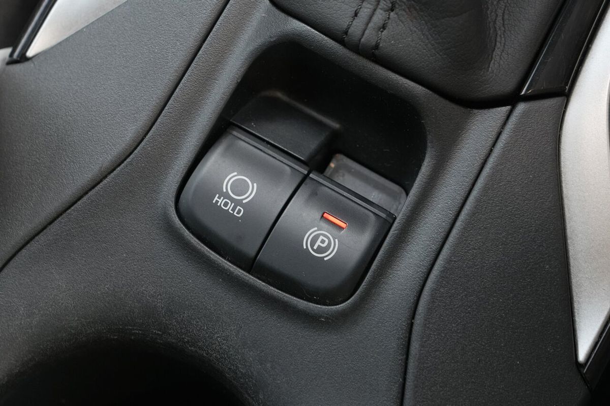 2018 Toyota Corolla Ascent Sport Hybrid ZWE211R