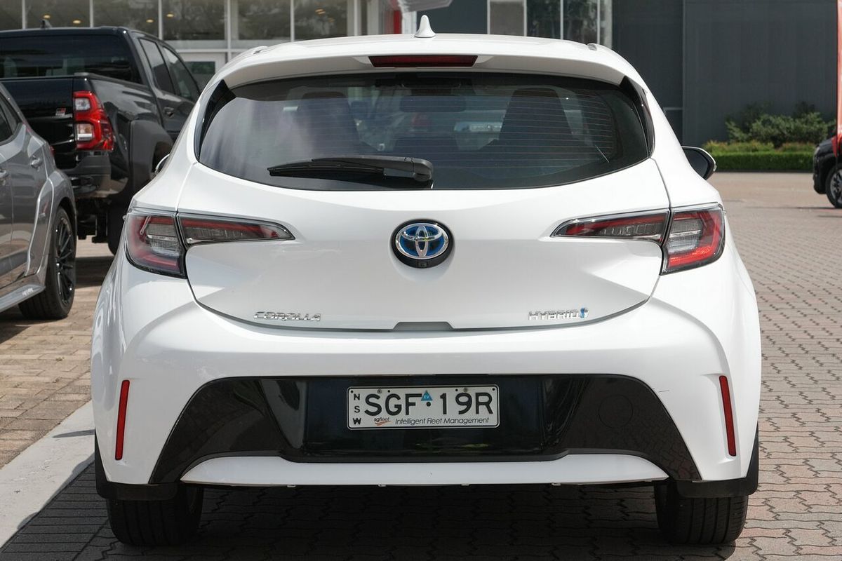 2018 Toyota Corolla Ascent Sport Hybrid ZWE211R
