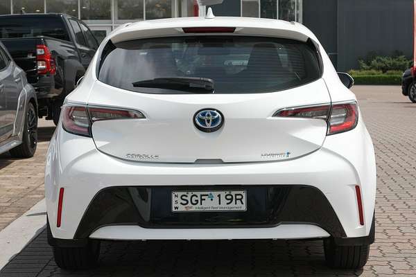 2018 Toyota Corolla Ascent Sport Hybrid ZWE211R