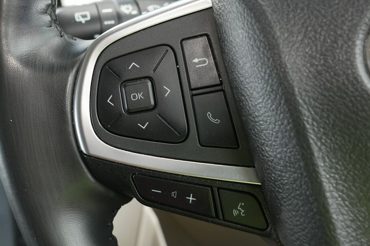 2022 Toyota Hiace GDH300R LWB