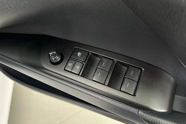 2023 Toyota Camry Ascent AXVH70R thumb-9