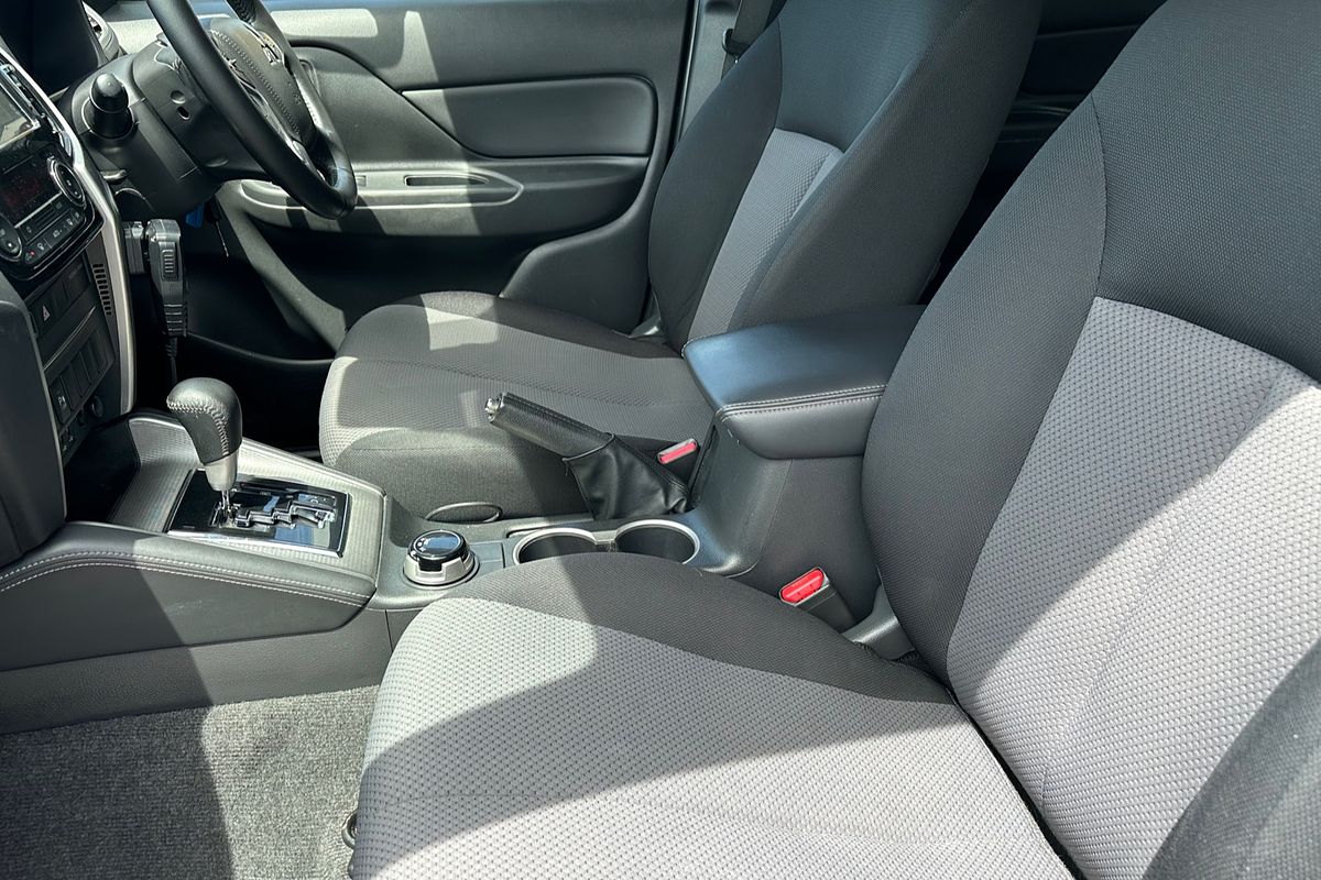 2020 Mitsubishi Triton GLX-R MR 4X4