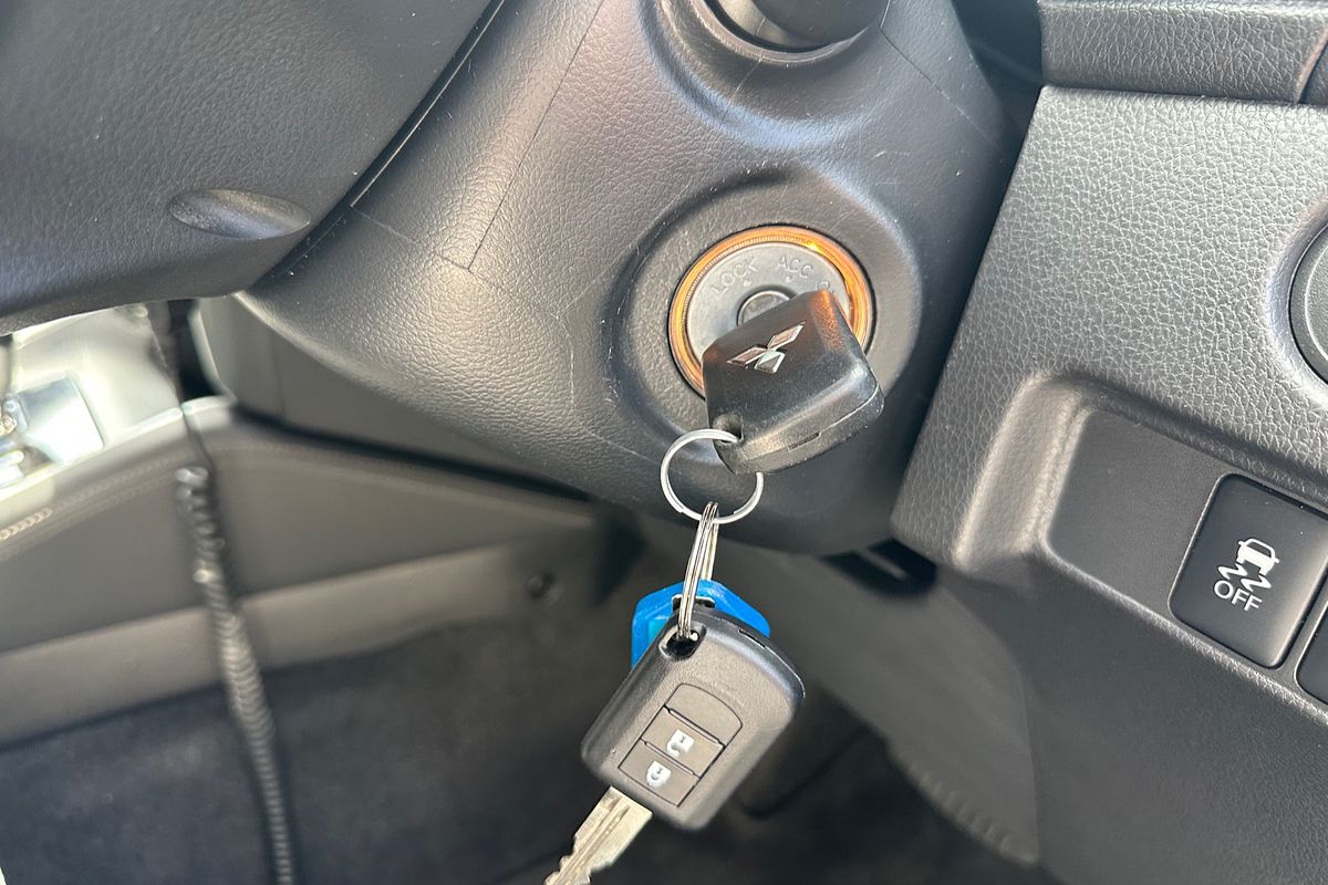 2020 Mitsubishi Triton GLX-R MR 4X4