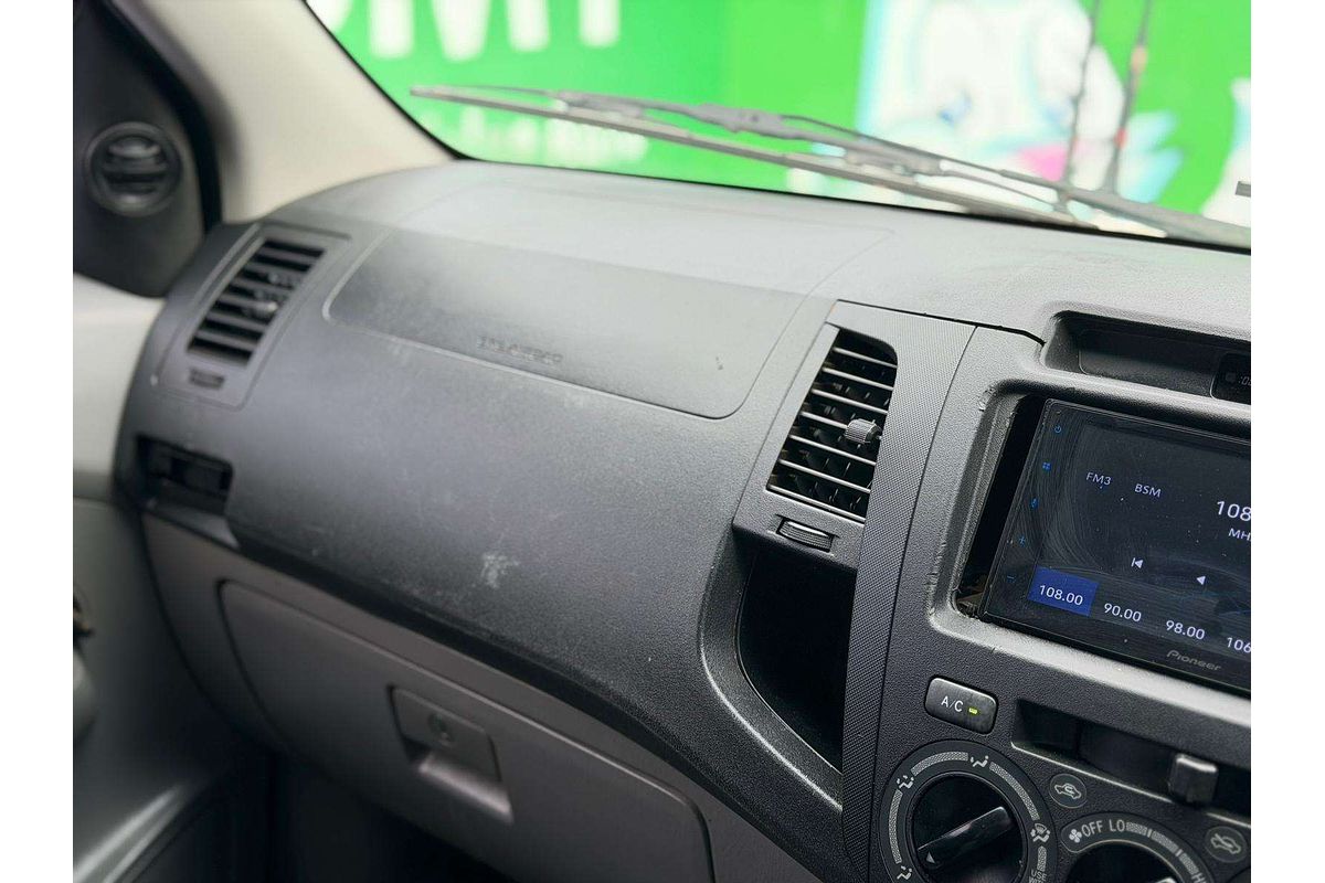 2010 Toyota Hilux SR KUN26R 4X4