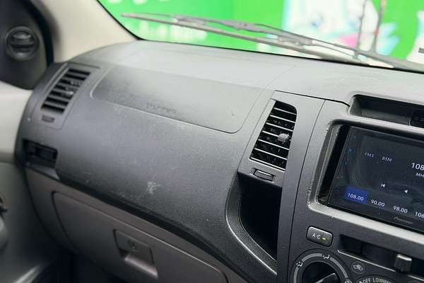 2010 Toyota Hilux SR KUN26R 4X4