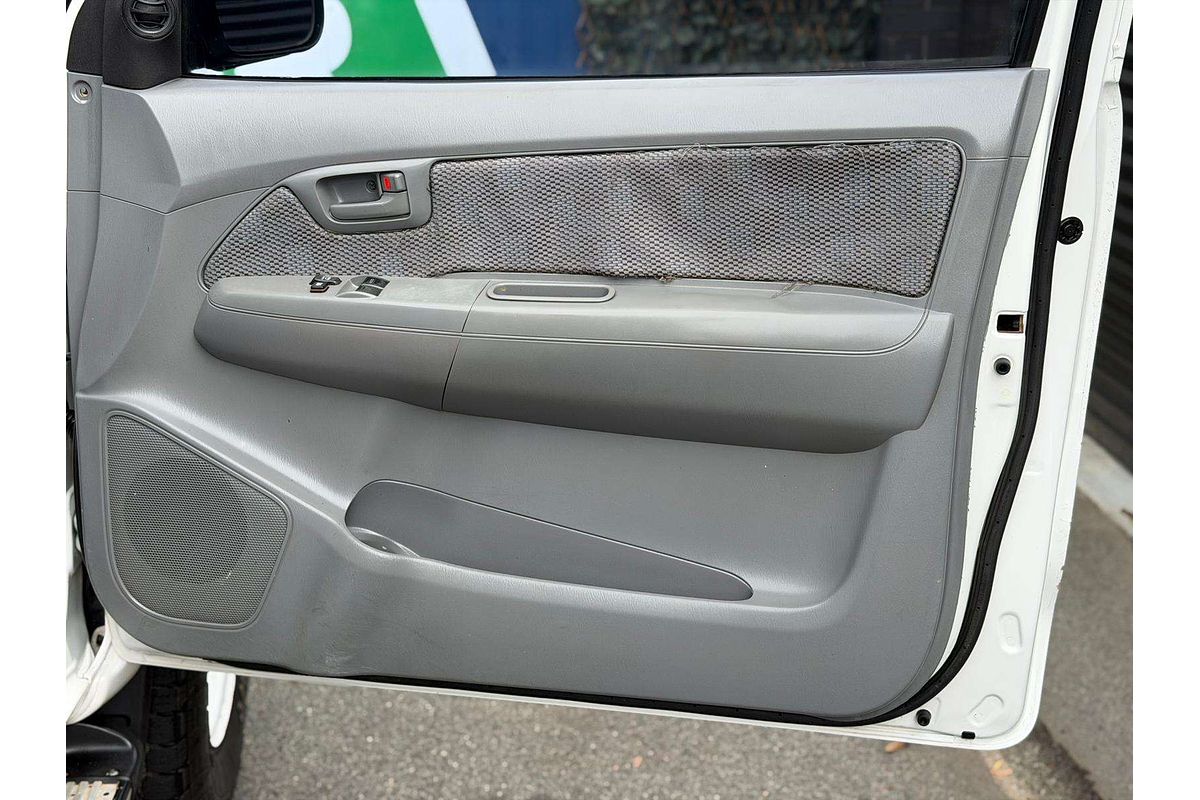 2010 Toyota Hilux SR KUN26R 4X4