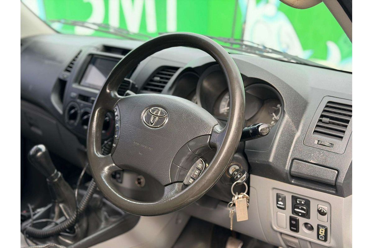 2010 Toyota Hilux SR KUN26R 4X4