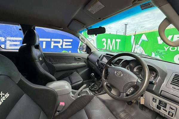 2010 Toyota Hilux SR KUN26R 4X4